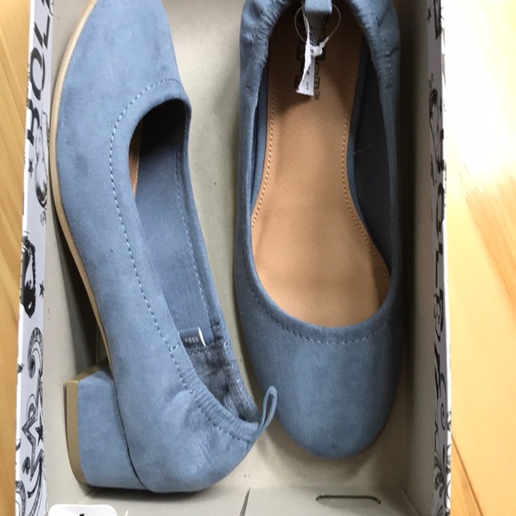 Comfy! 1 inch block heel - Picture 7 of 7